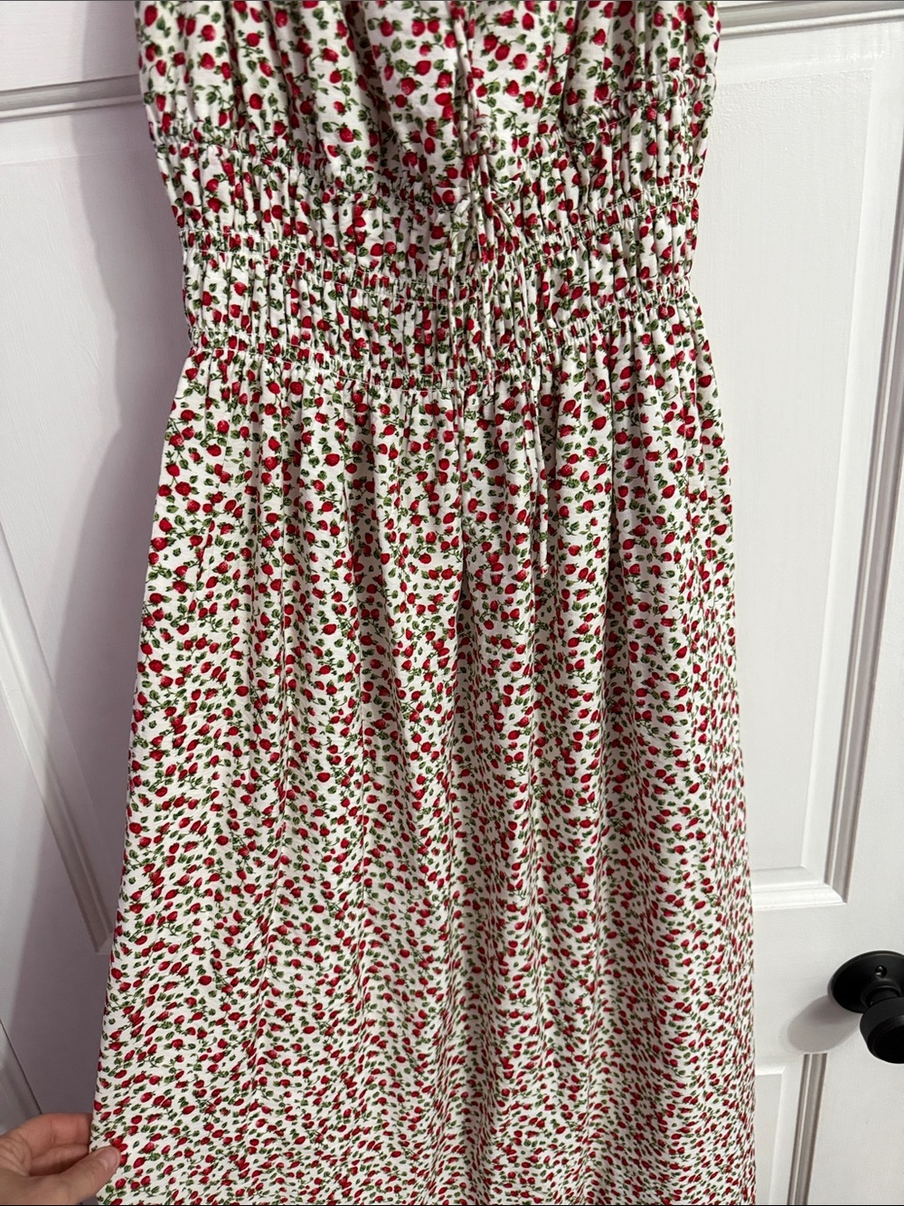 Abercrombie & Fitch Cream Maxi Dress with Red Floral Print - Picture 6 of 7